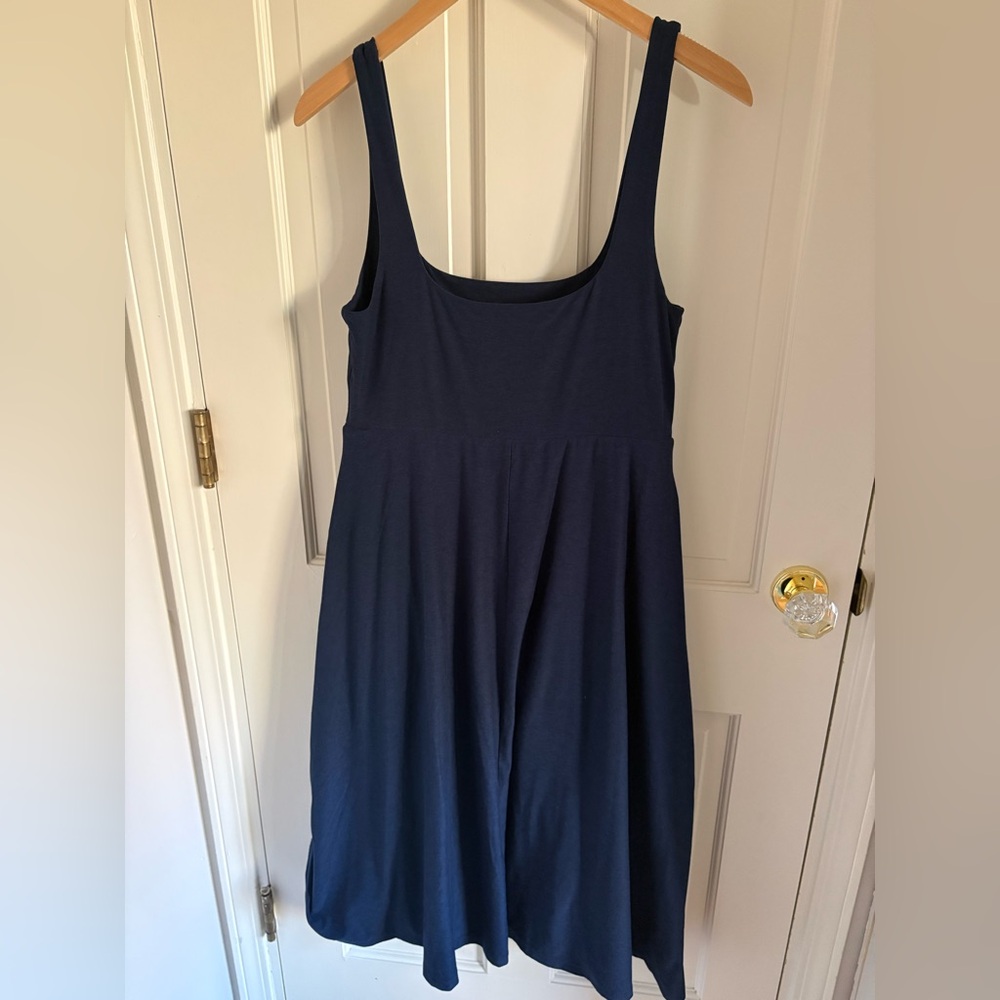 Beyond Yoga Featherweight At The Ready Square Neck Midi Dress - Picture 7 of 13